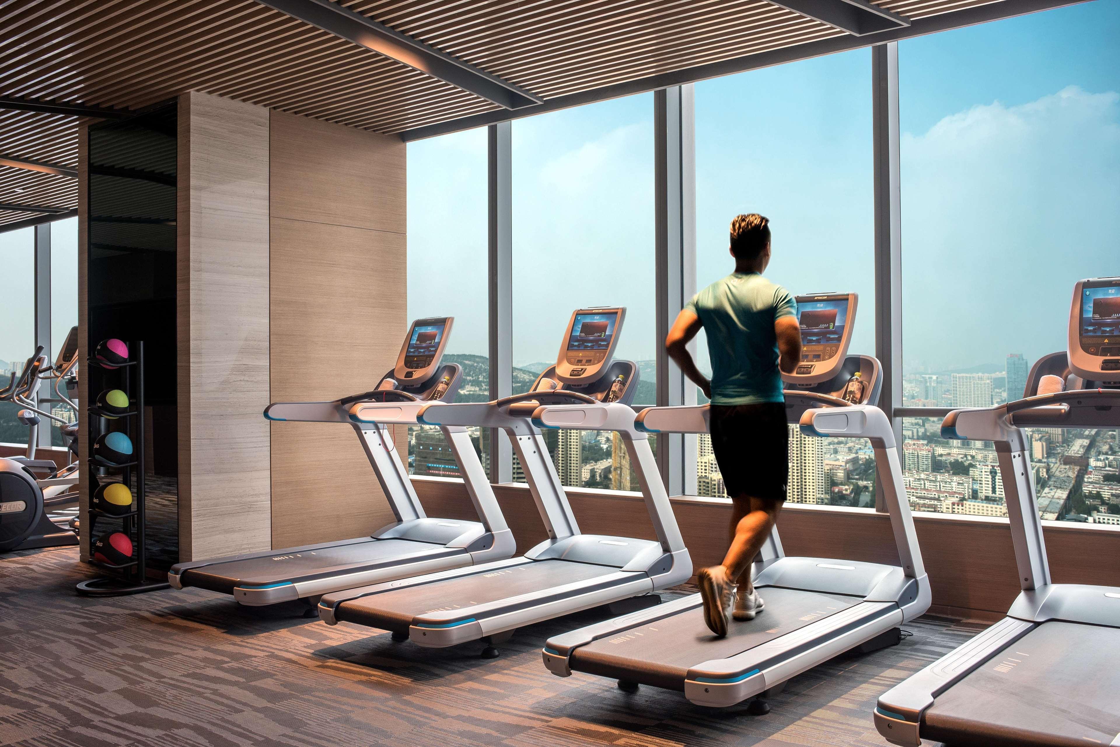 Hilton Jinan South Hotel & Residences Екстериор снимка