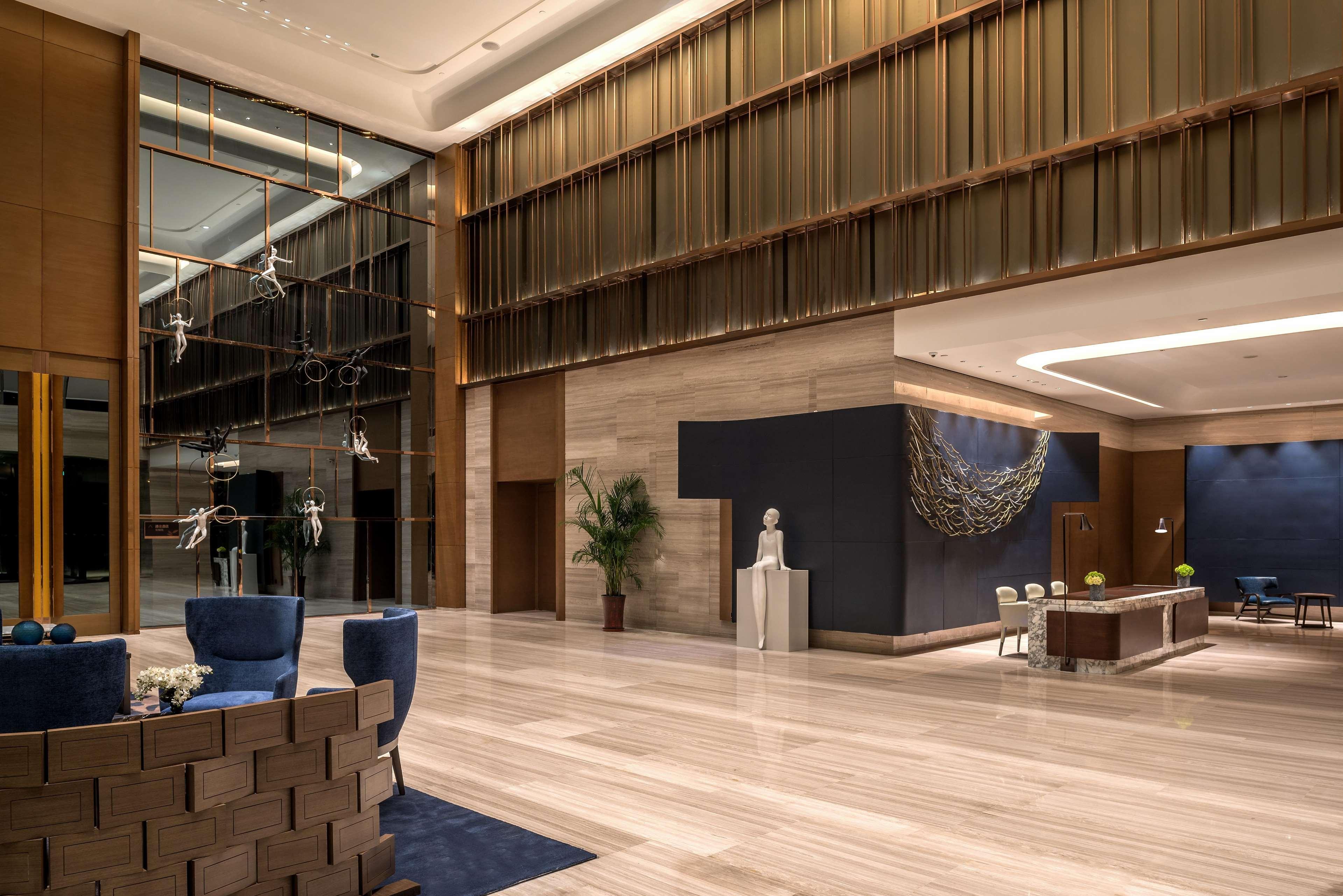 Hilton Jinan South Hotel & Residences Екстериор снимка