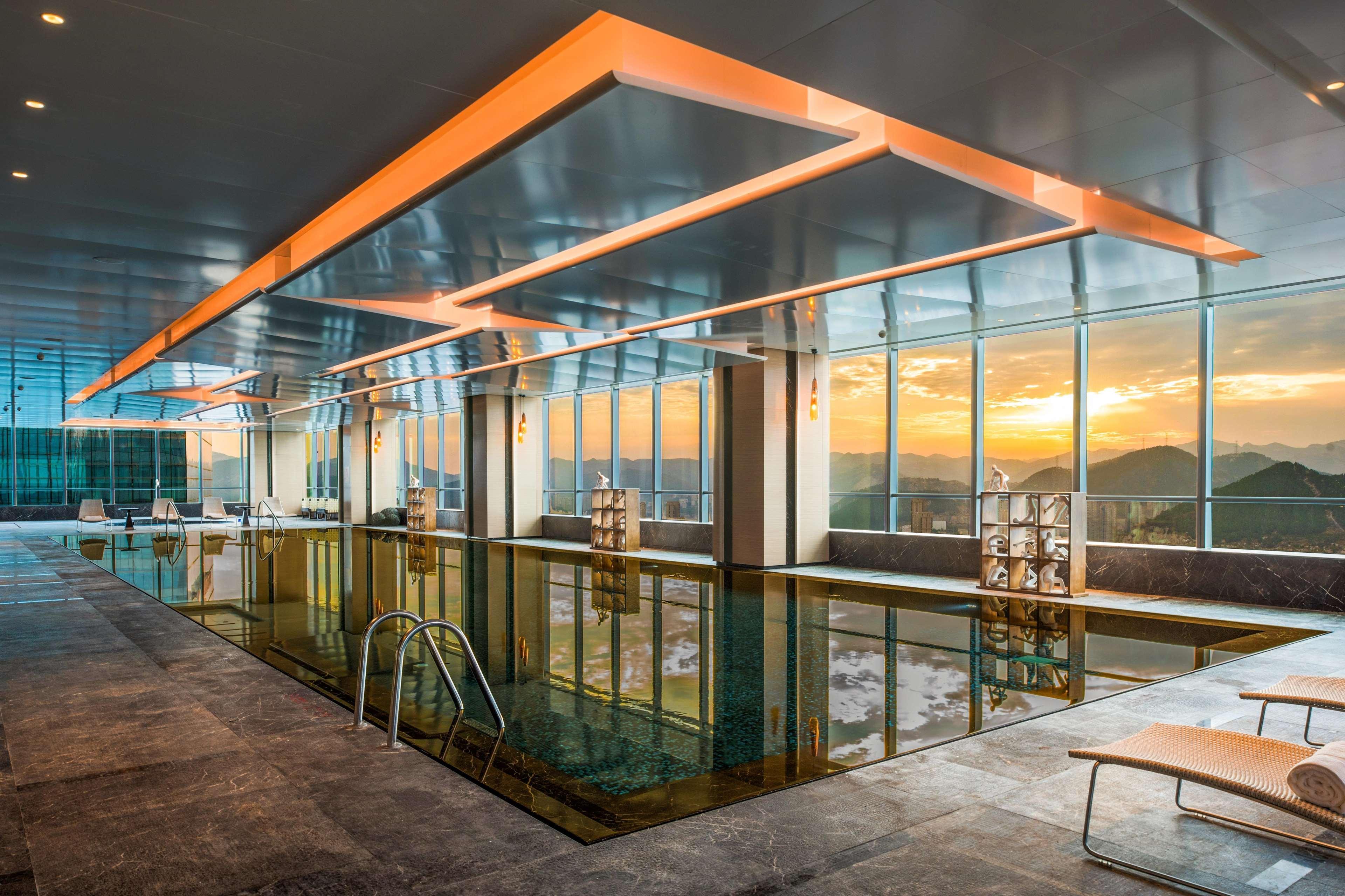 Hilton Jinan South Hotel & Residences Екстериор снимка