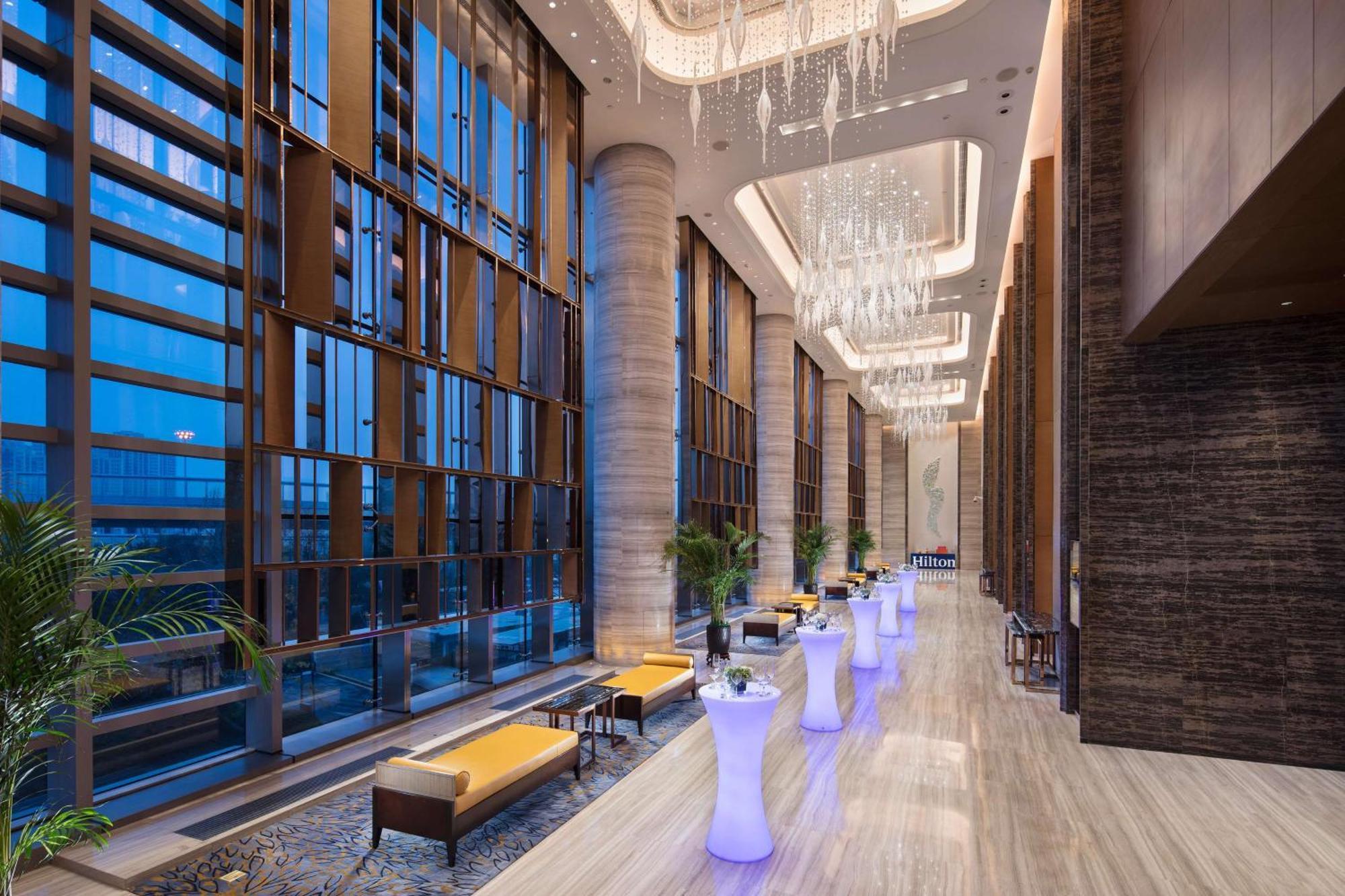 Hilton Jinan South Hotel & Residences Екстериор снимка