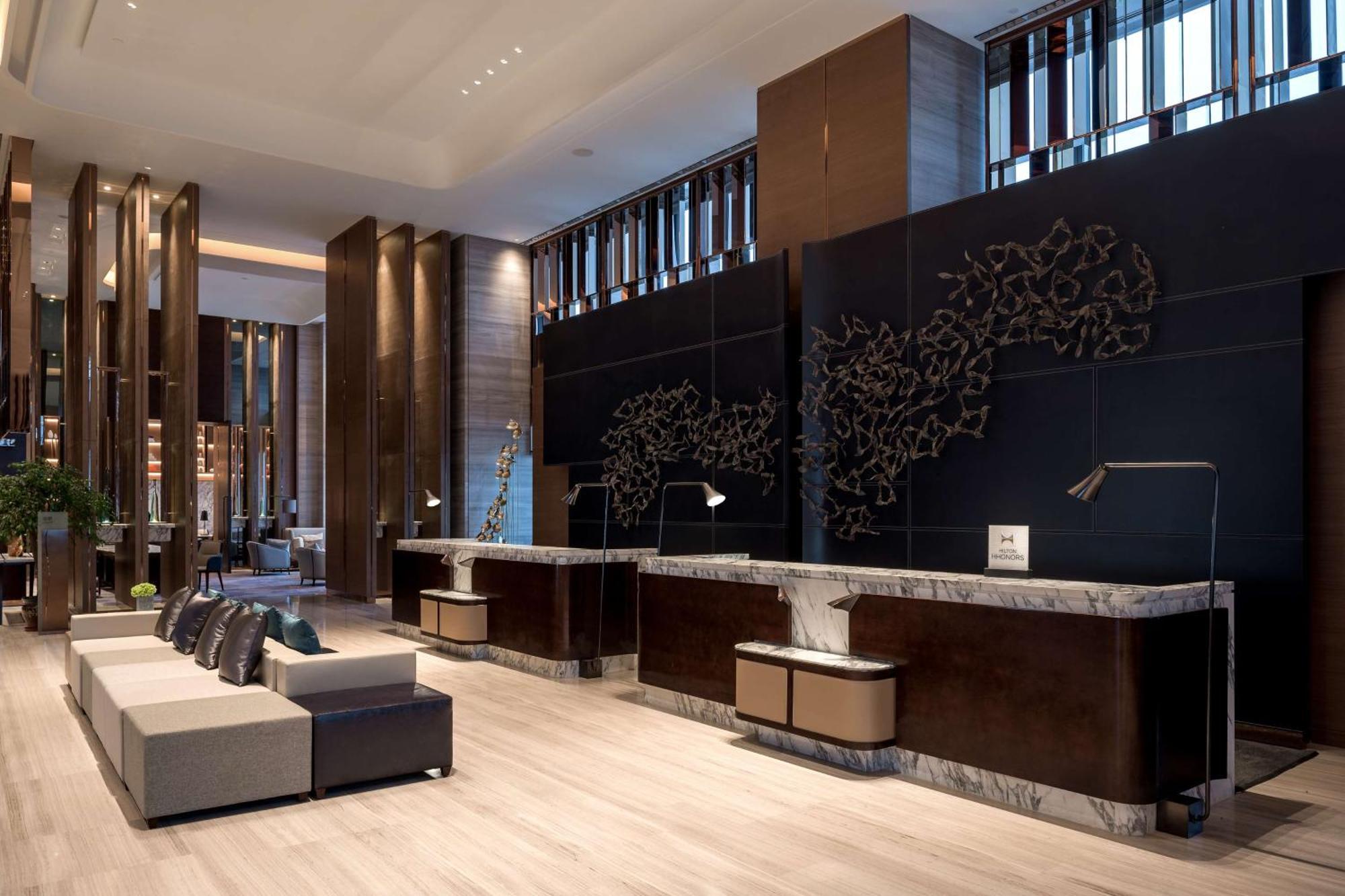Hilton Jinan South Hotel & Residences Екстериор снимка